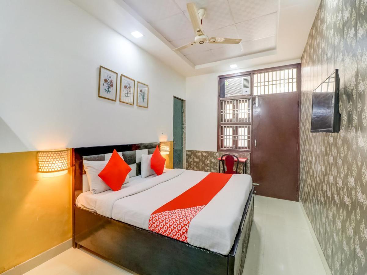 מלון ניו דלהי Oyo 74060 Taj Residency מראה חיצוני תמונה