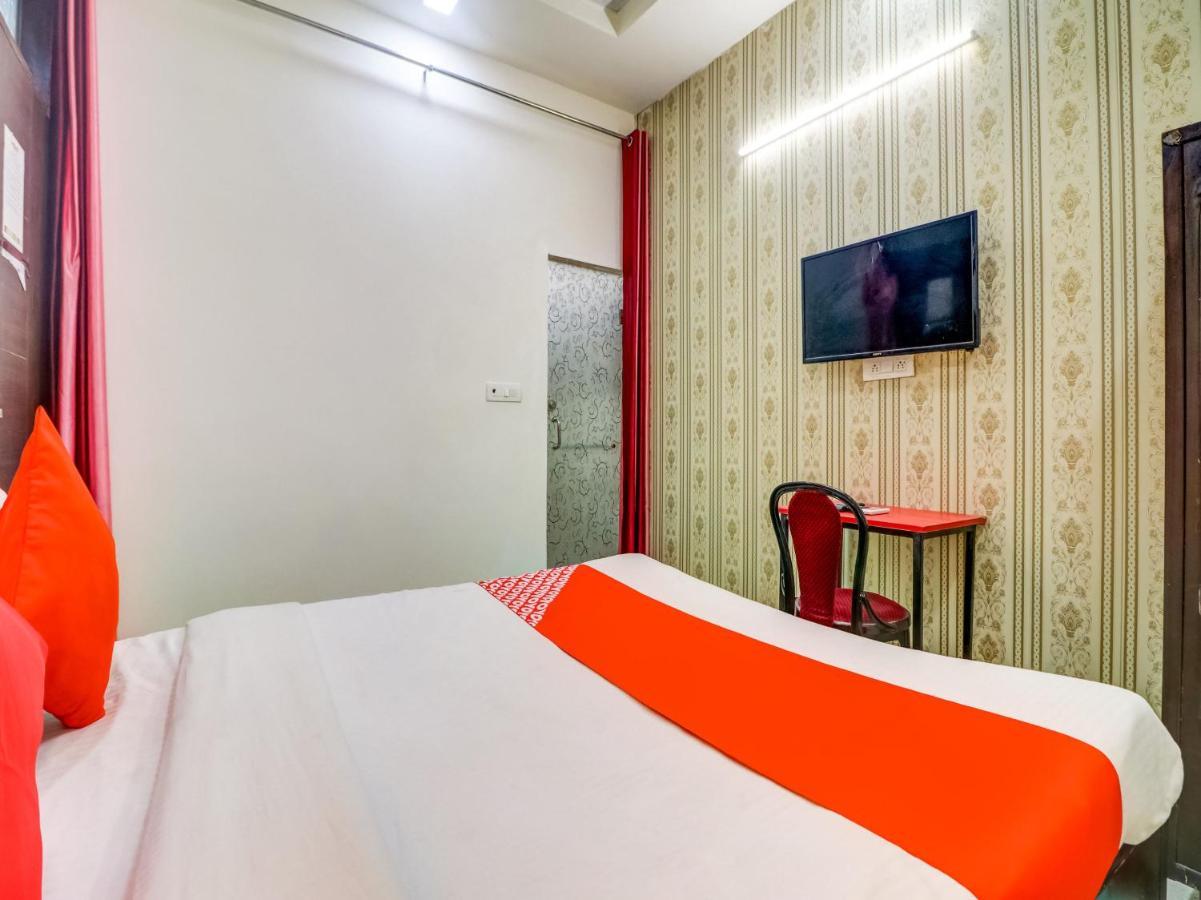 מלון ניו דלהי Oyo 74060 Taj Residency מראה חיצוני תמונה