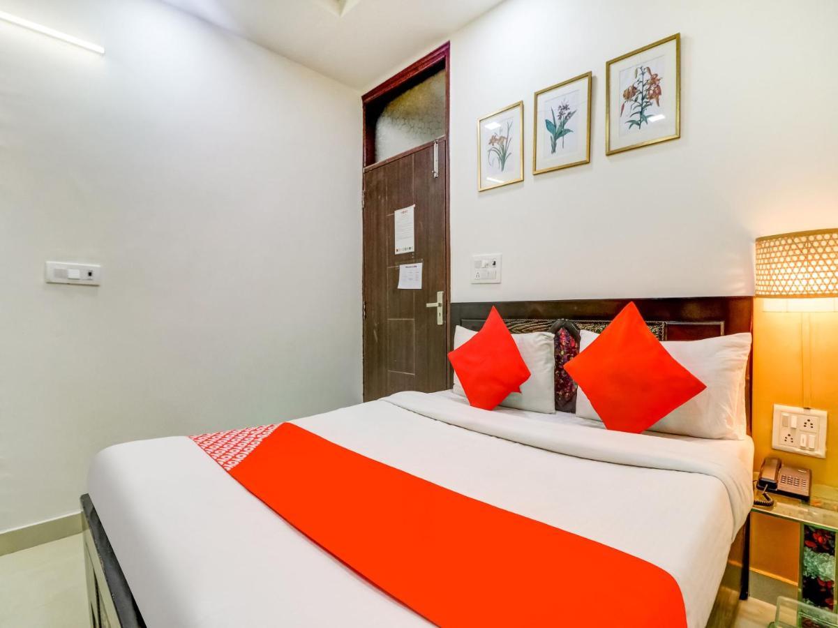מלון ניו דלהי Oyo 74060 Taj Residency מראה חיצוני תמונה