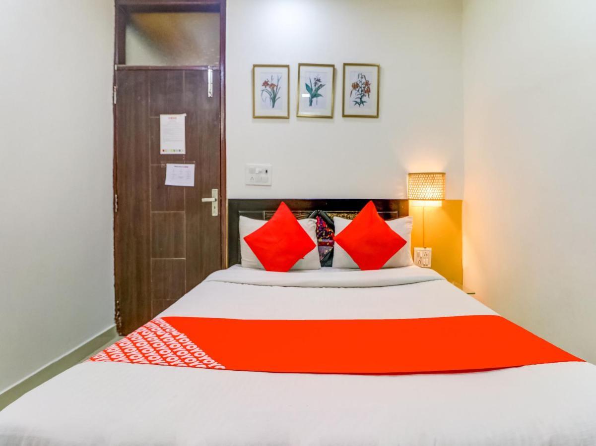 מלון ניו דלהי Oyo 74060 Taj Residency מראה חיצוני תמונה